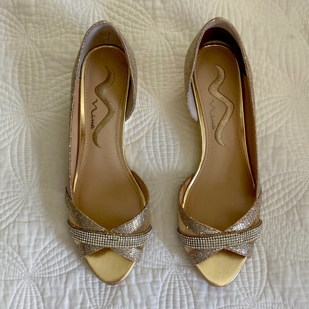 Nina dress wedges size 6.5